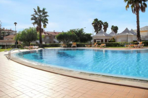 Charming Apartment in Vilamoura with Shared Pool - 70 m²